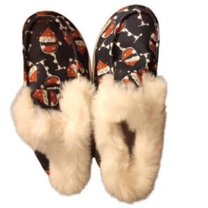 Christmas furry loafer slides, nwot(import China 36=5.5)